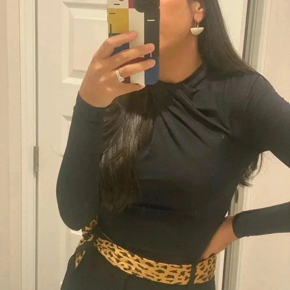 Drop Dangle Pearl Earrings - Picture 4 of 4